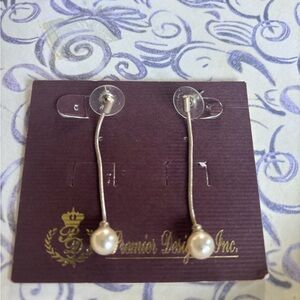 Premier Designs Silver and White Pearl Earrings